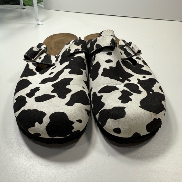 Shoedept Sherry Cow Print Clogs Women’s Size 11 - Picture 1 of 10
